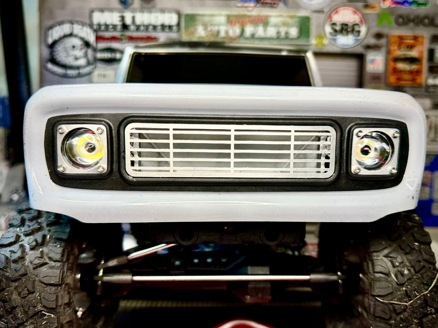 VS4-10 Origin Classic/Pro Grill and Light Accent Kit